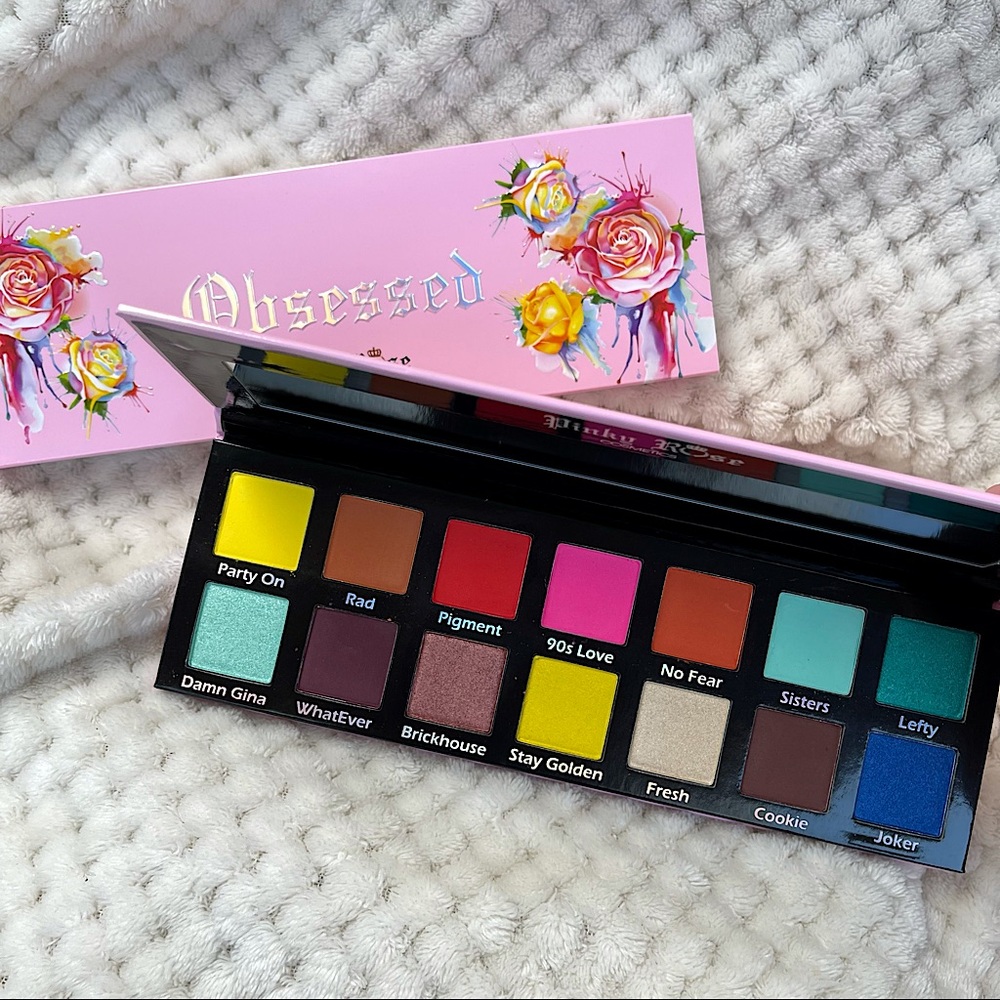 Pinky Rose Obsessed Eyeshadow Palette